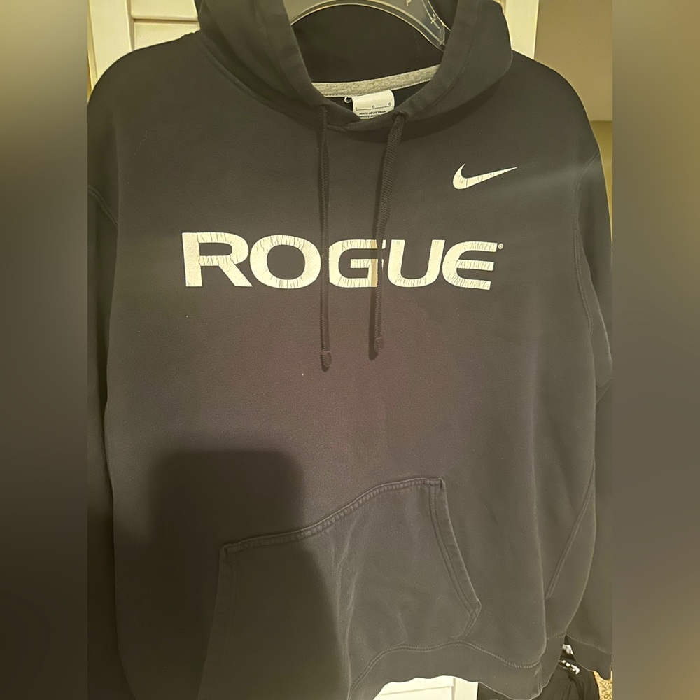 Nike ROGUE hoodie